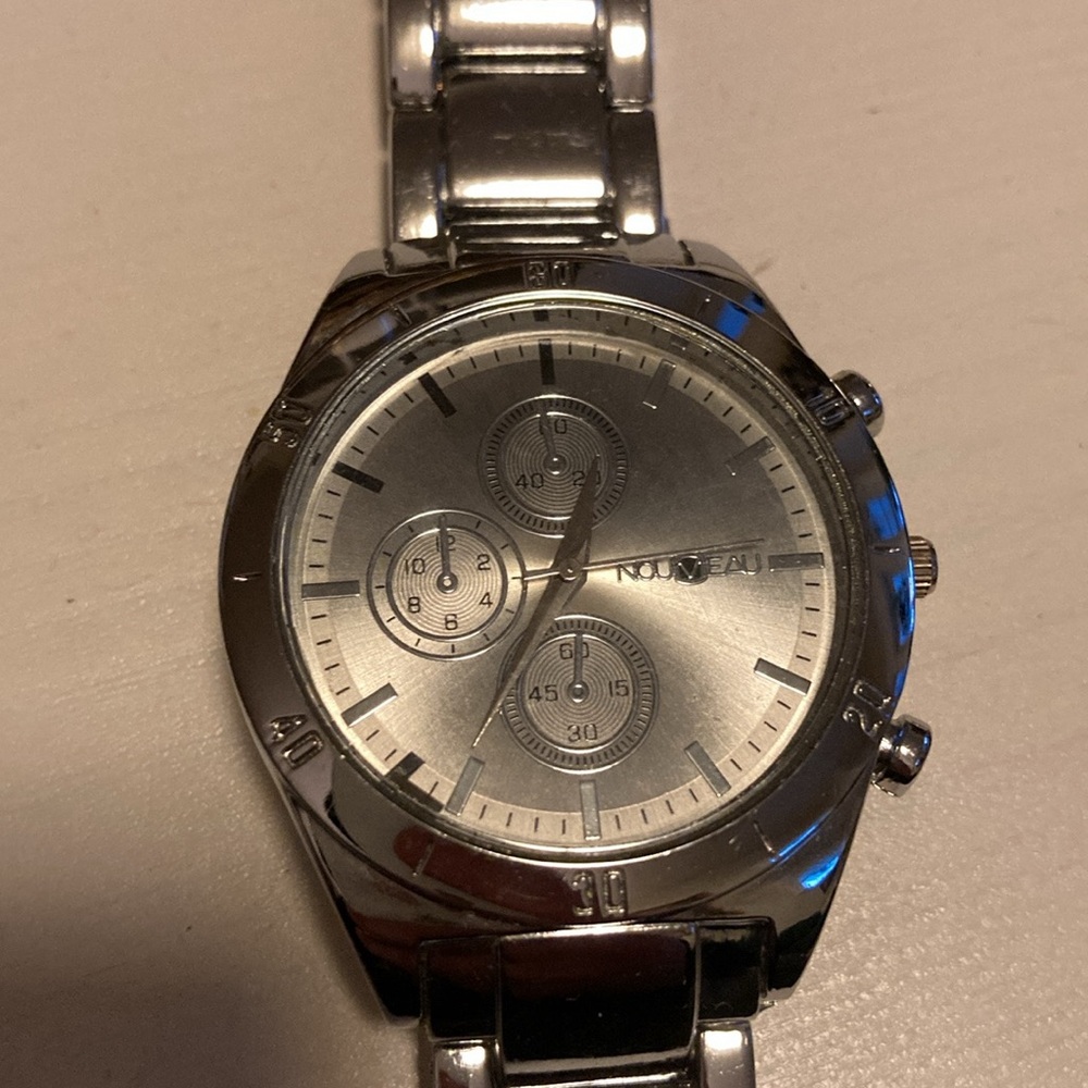 Silver Nouveau Men’s Chronograph Watch
